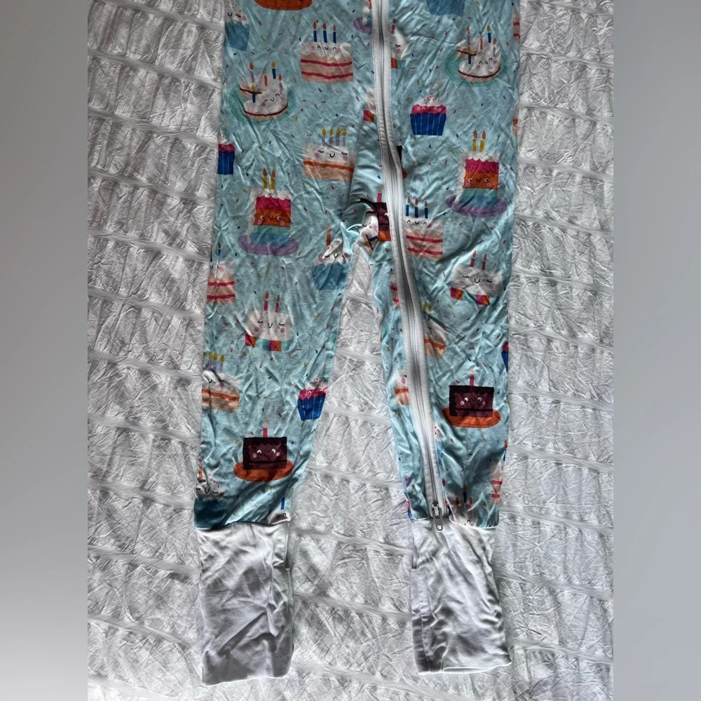 Little Sleepies Birthday Cake Zippy Pajamas 18-24M - Picture 6 of 12